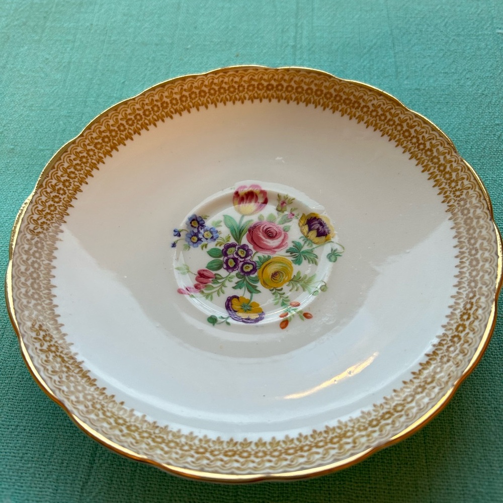 Antique Grosvenor Bone China Cup and Saucer - Picture 3 of 6